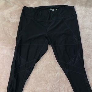 Nola leggings with mesh details 3x